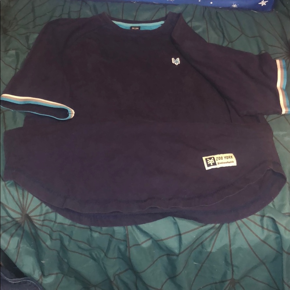 Zoo York Graphic Tee XL fits like a men’s M/L